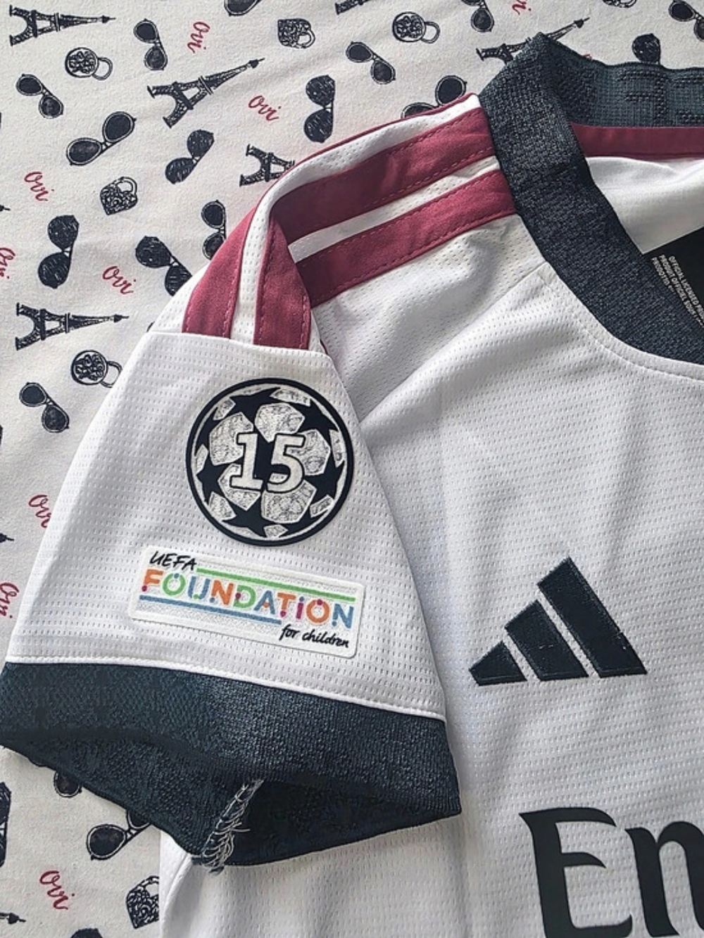 Real Madrid Mbappé 10 jersey Soccer Jersey White & Red - Picture 6 of 8